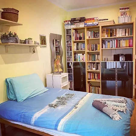 דירה Jenniʻs Indipendent Tiny House נאפולי